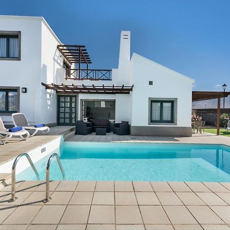 بلايا بلانكا Ereza Villas Camelot المظهر الخارجي الصورة