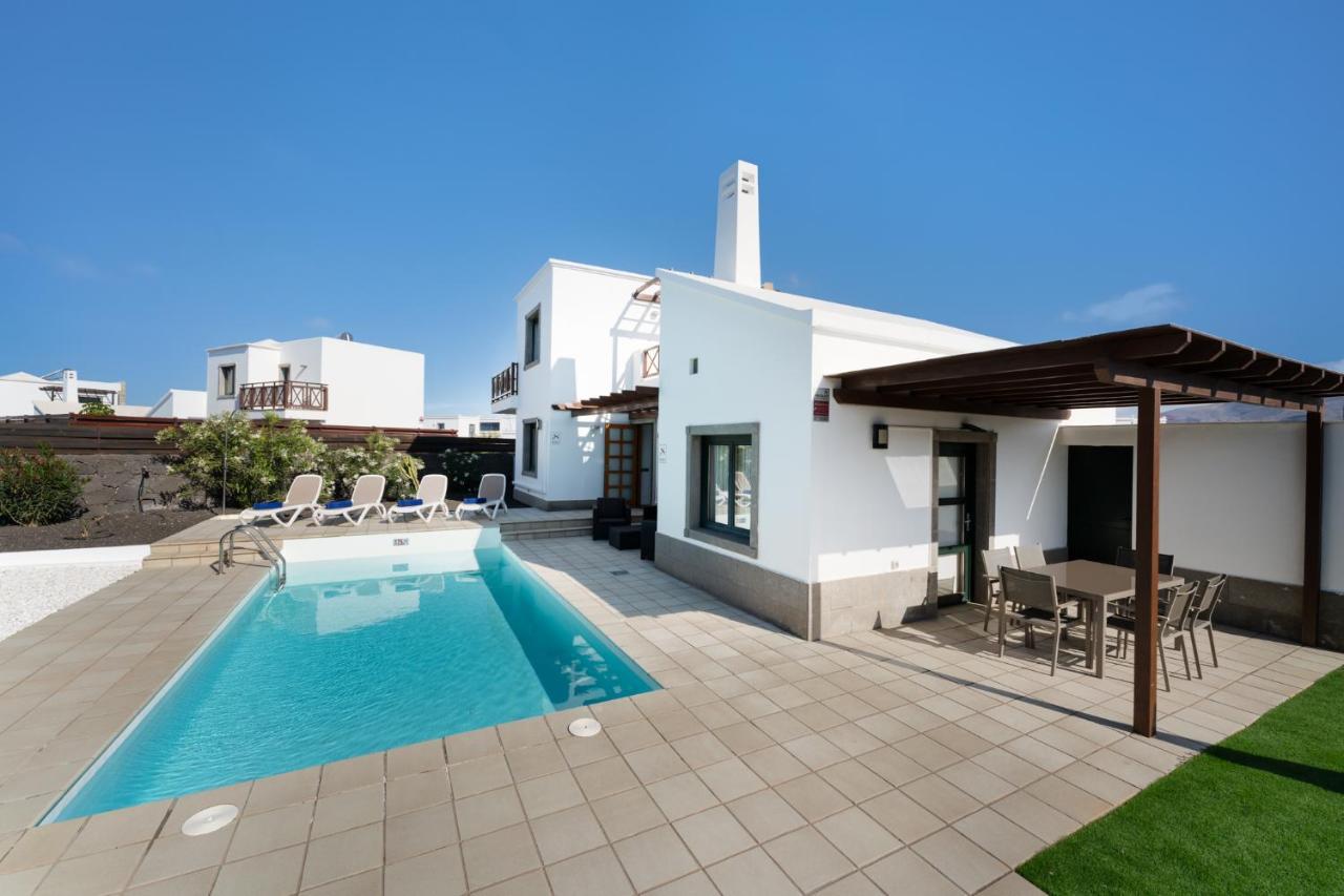 بلايا بلانكا Ereza Villas Camelot المظهر الخارجي الصورة